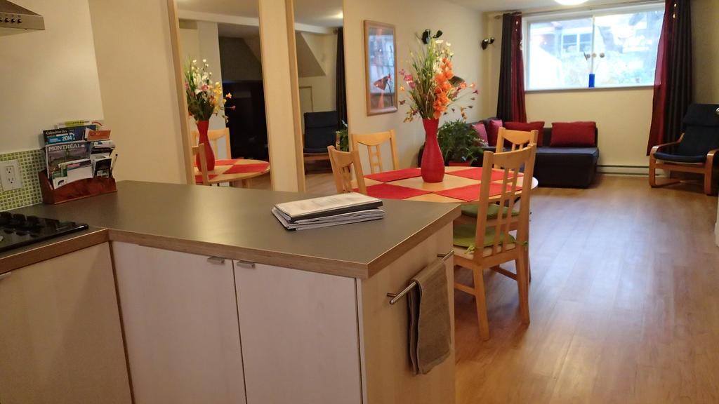 Ferienwohnung L'Eco-Logis Montréal Zimmer foto